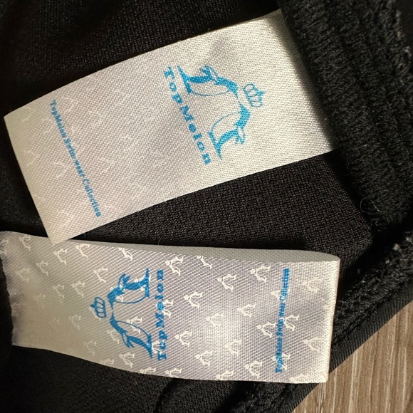 ⛱️ Top melon black fringe bikini set. Never worn - Picture 2 of 8